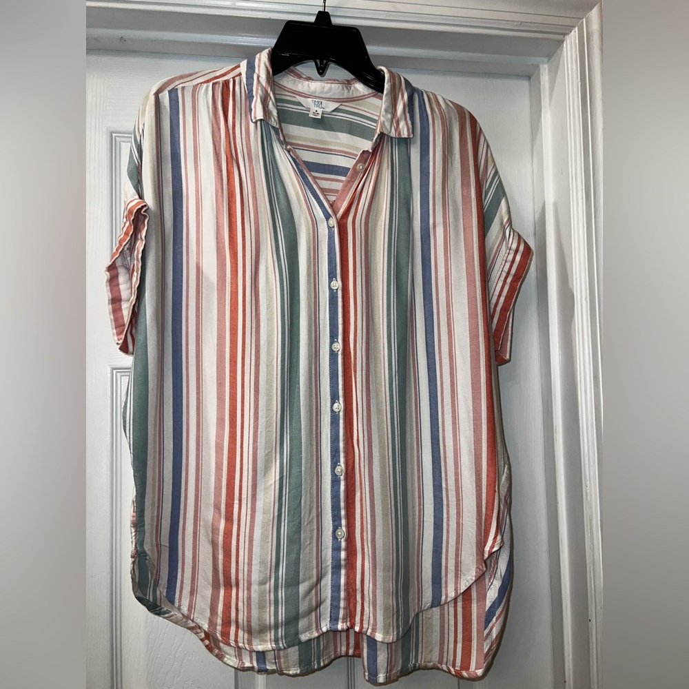 Time and Tru plaid button-down top
